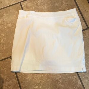 Chico's Classic White Skort